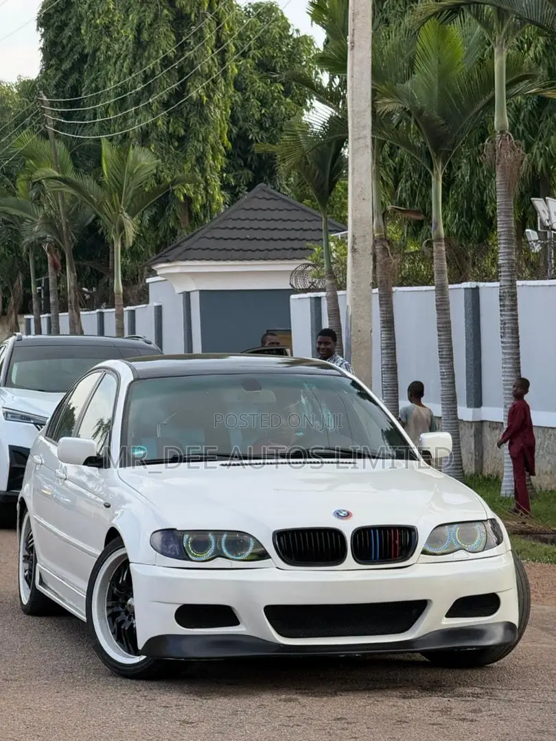 BMW 3 Series 2005 White