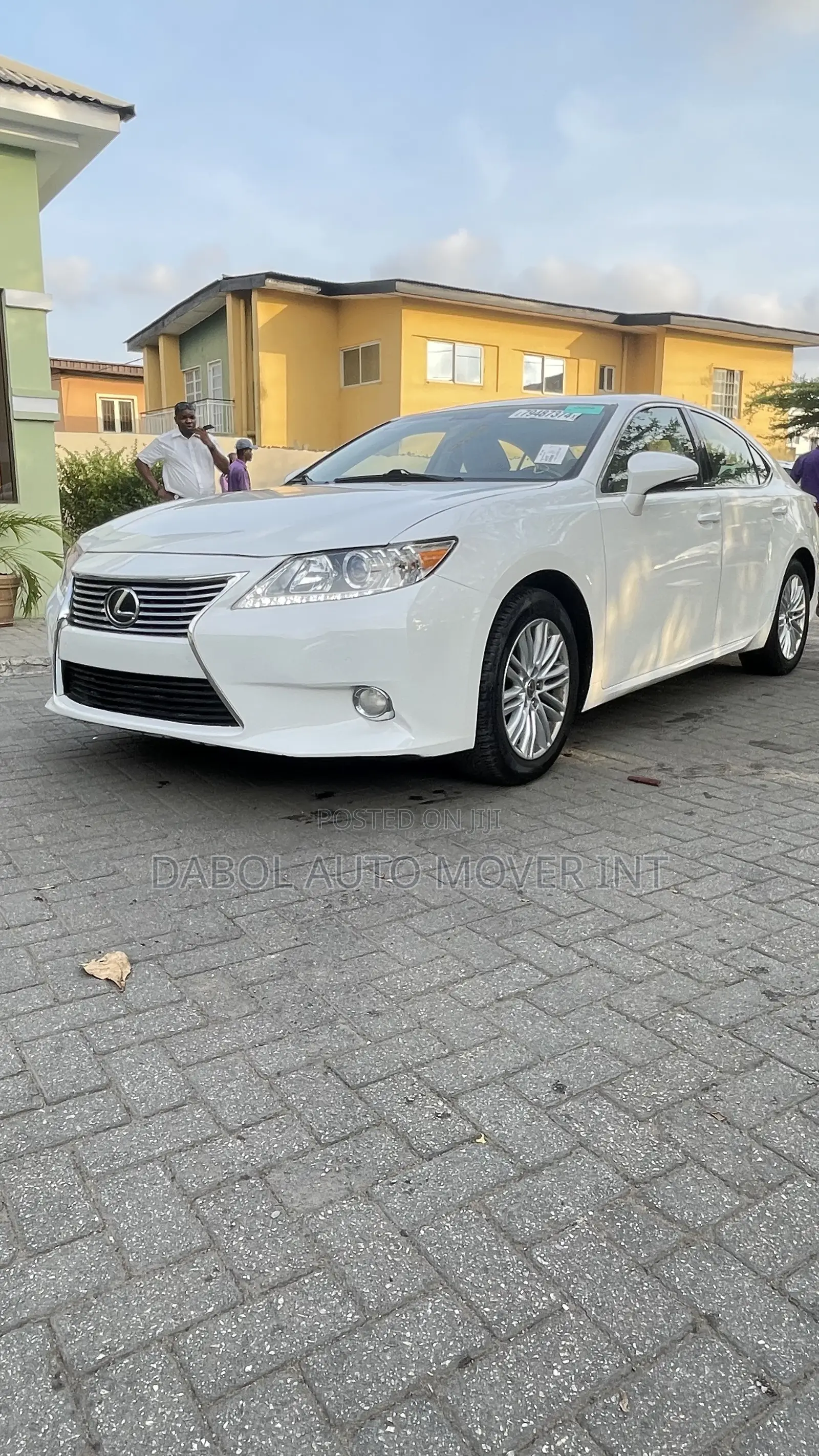 Lexus ES 350 FWD 2014 White