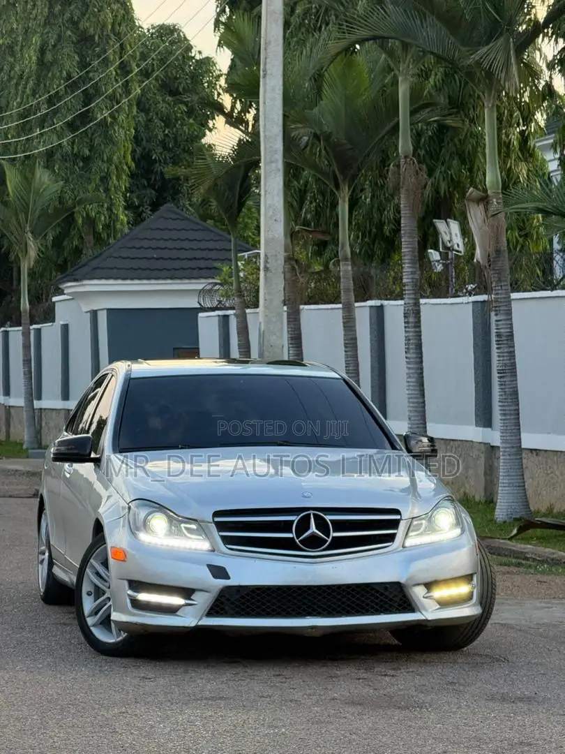 Mercedes-Benz C300 2009 Silver