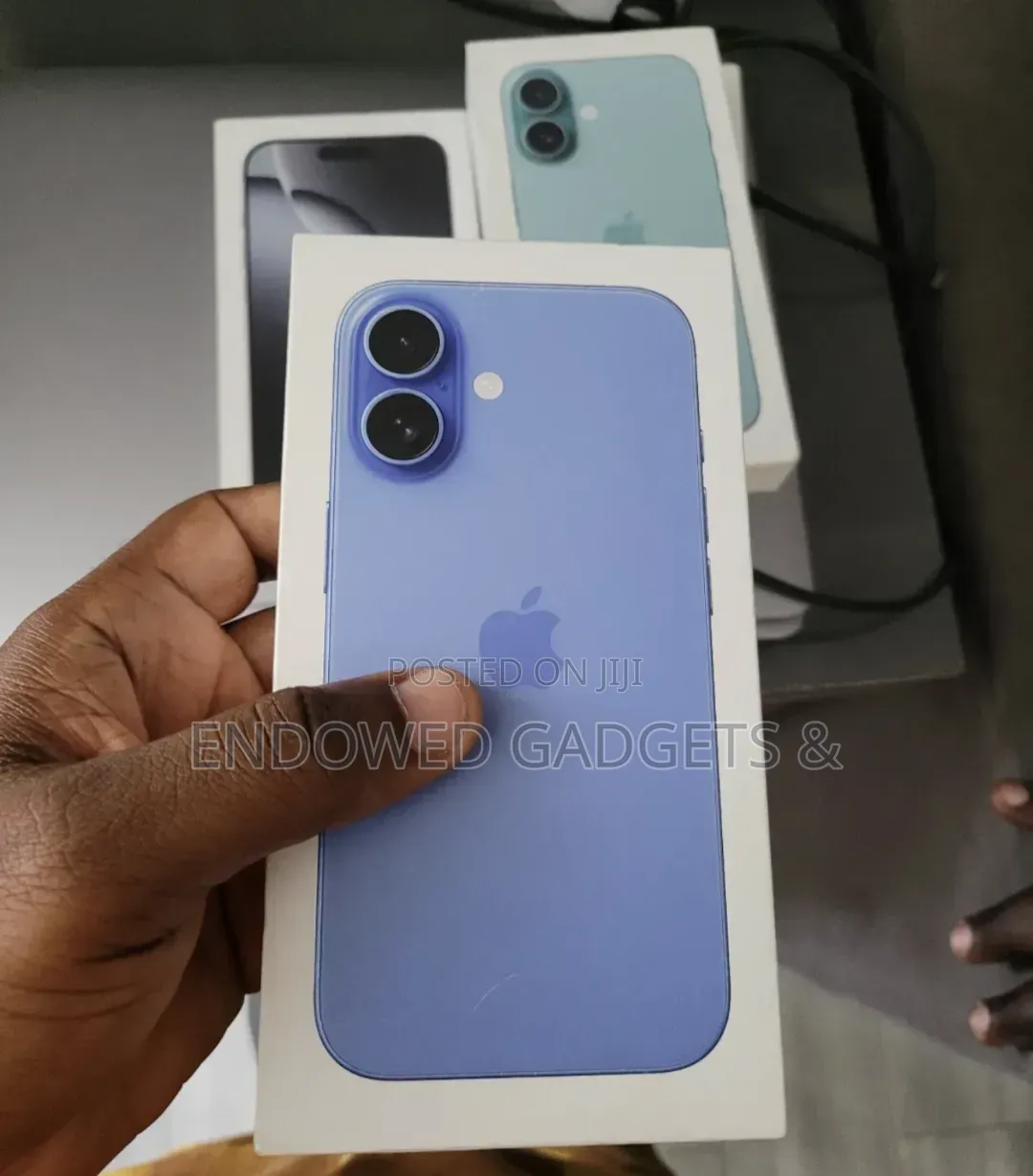 New Apple iPhone 16 128 GB Blue