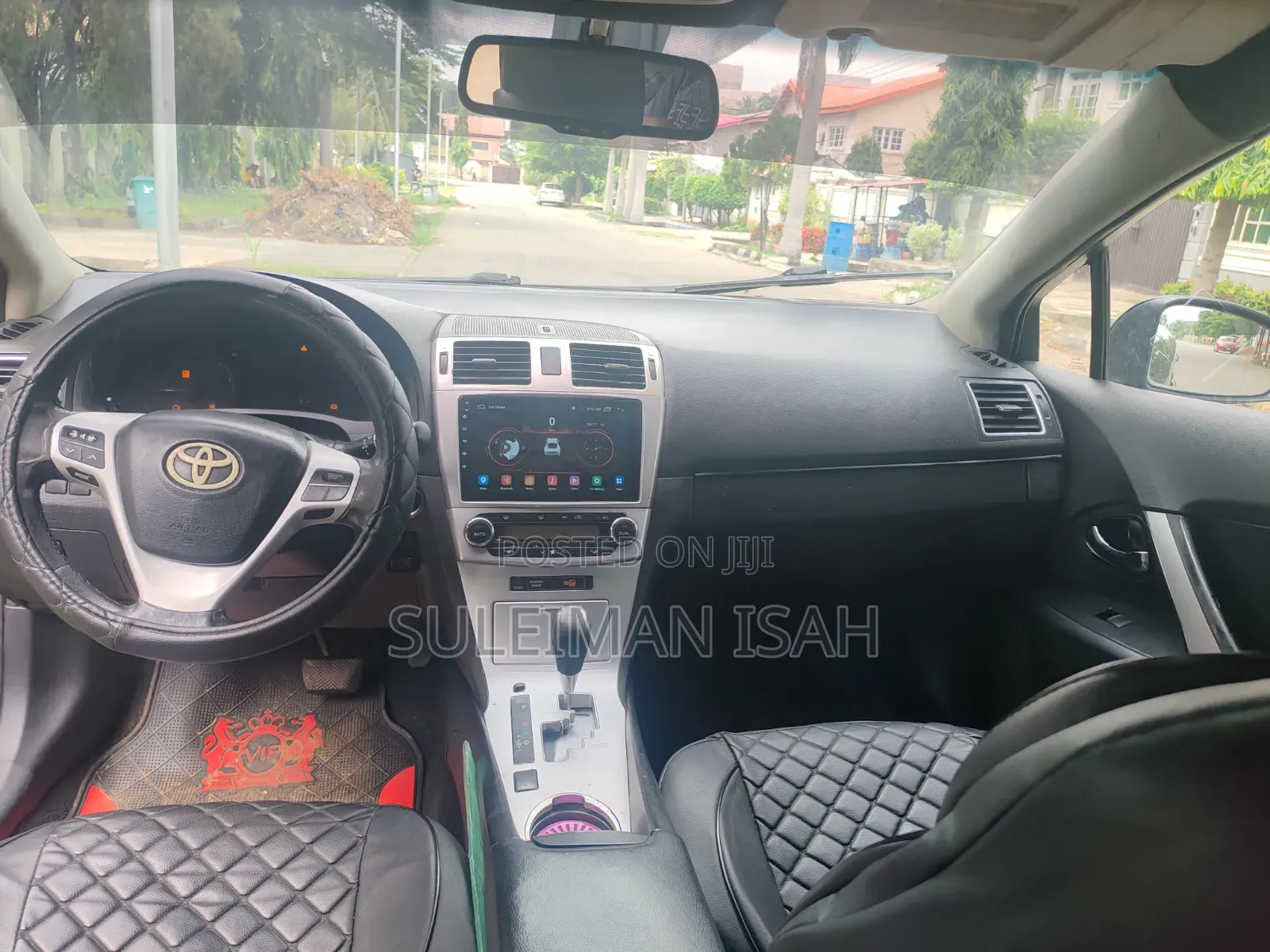 Toyota Avensis 2013 Black