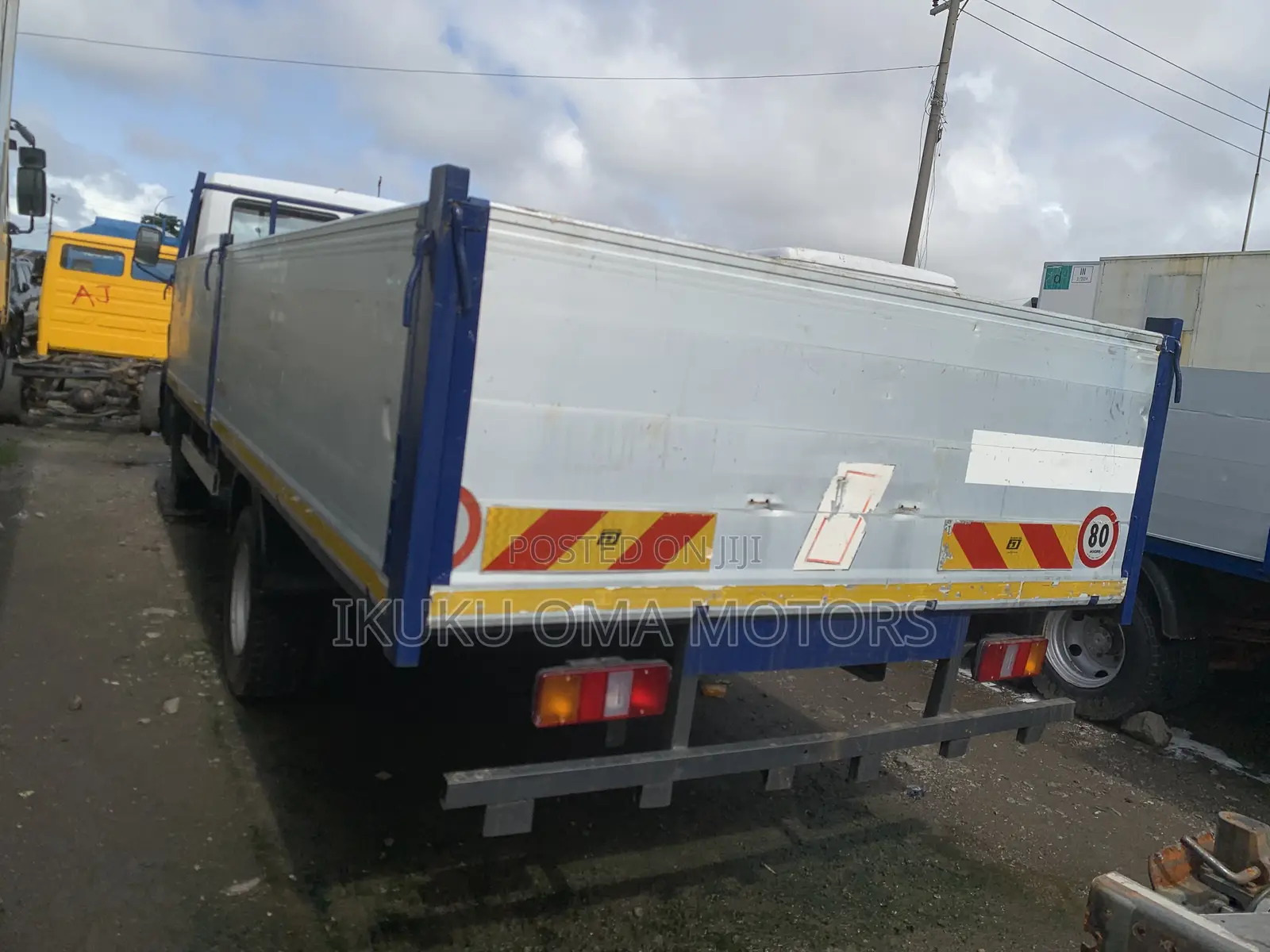 Foreign Used Mercedes-Benz Actros 2000 White
