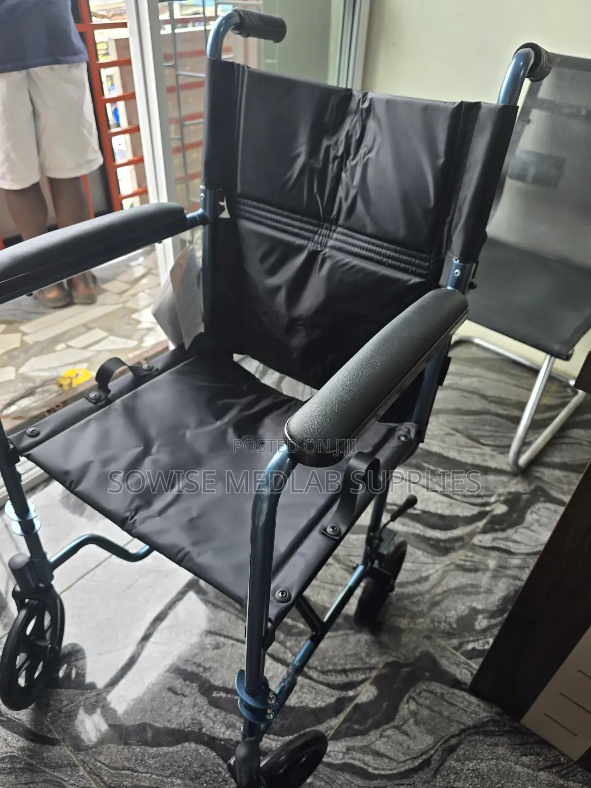 Transport Wheel Chairs for Elderly or Disabled (Medical Grade)