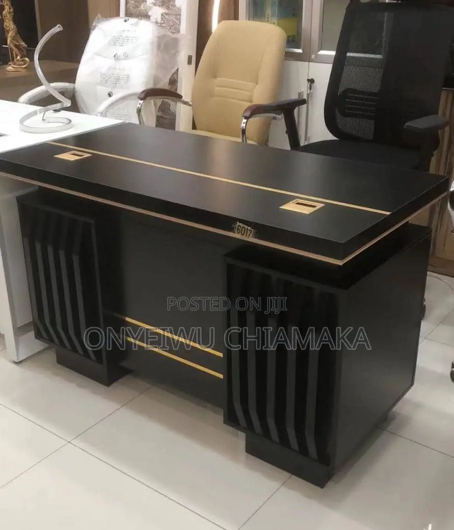 Executive Office Desk (Luxury Desk)