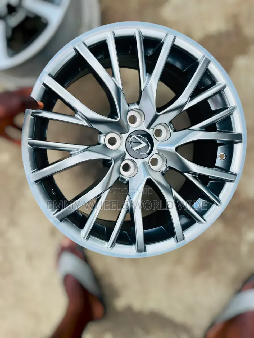 17inchee for Lexus Es350 Suv 2015/16 Design in Style