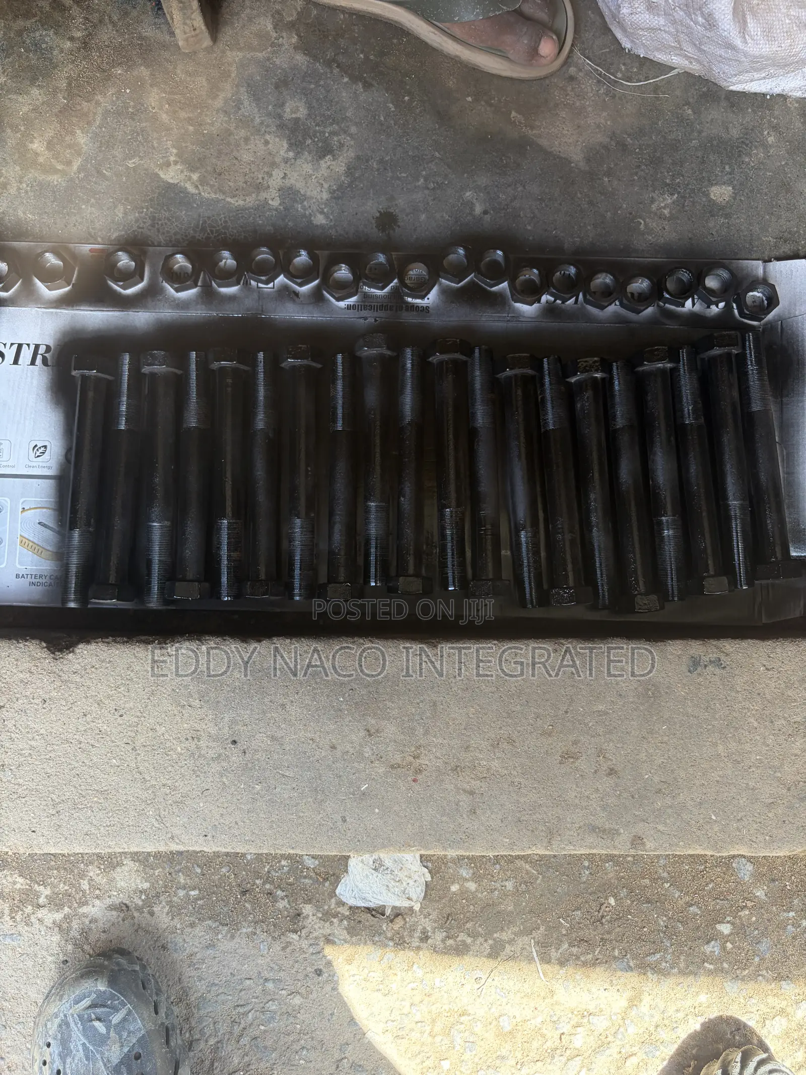 Description: Heavy-Duty High Tensile Hex Bolt