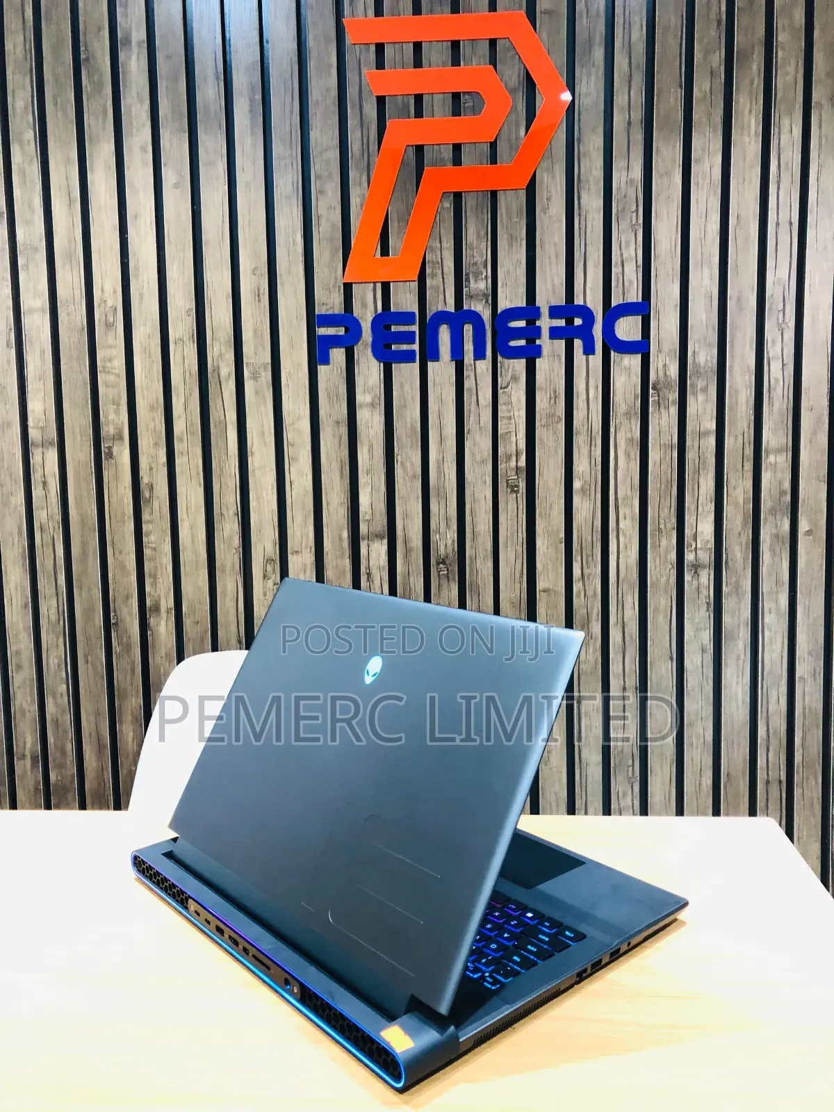 Laptop Alienware M18 R2 32GB Intel Core Ultra 9 SSD 1T
