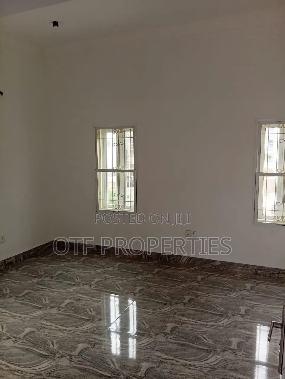 2bdrm Block of Flats in Fo1,, Kubwa for rent