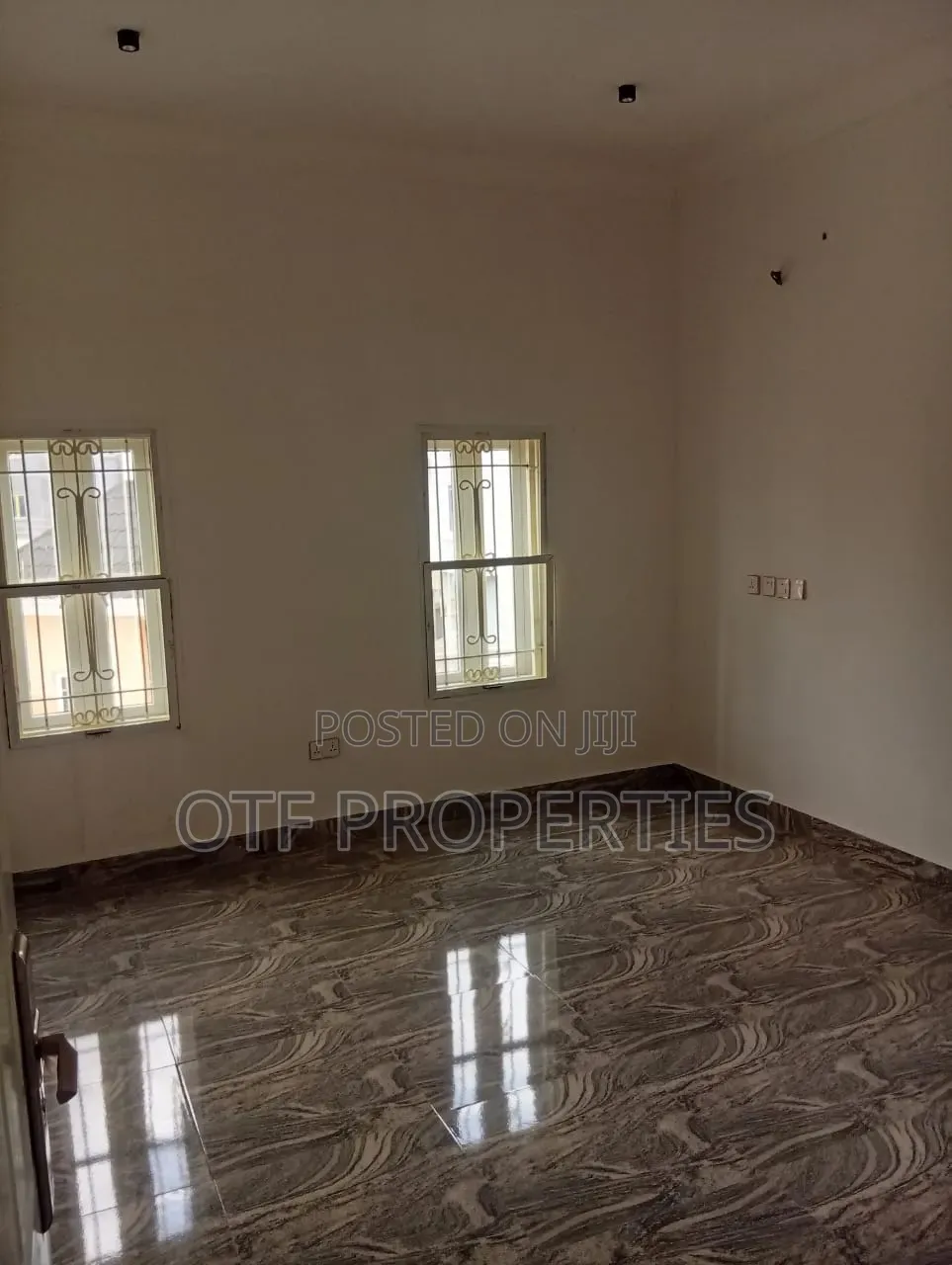2bdrm Block of Flats in Fo1,, Kubwa for rent
