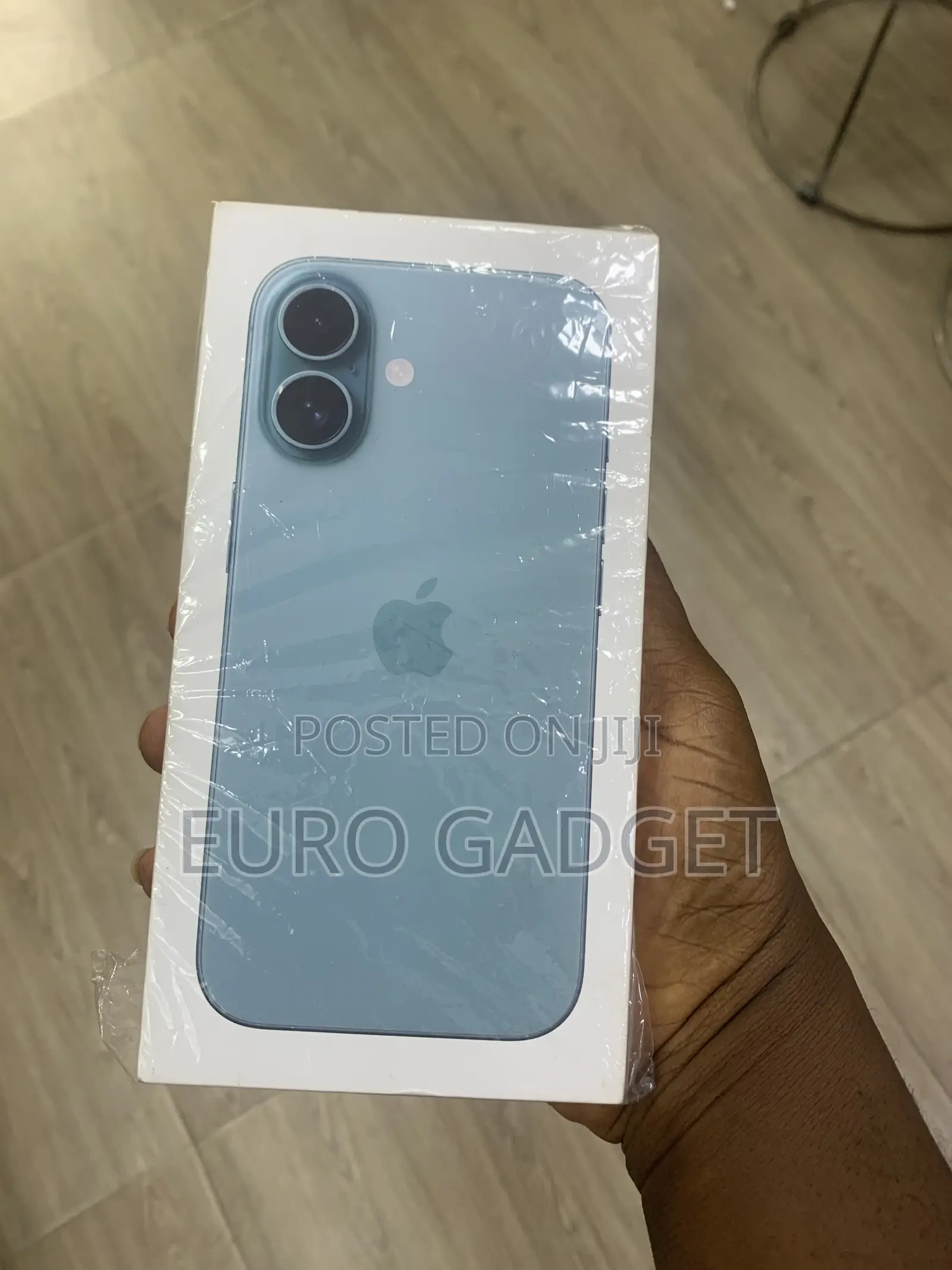 New Apple iPhone 16 128 GB Green