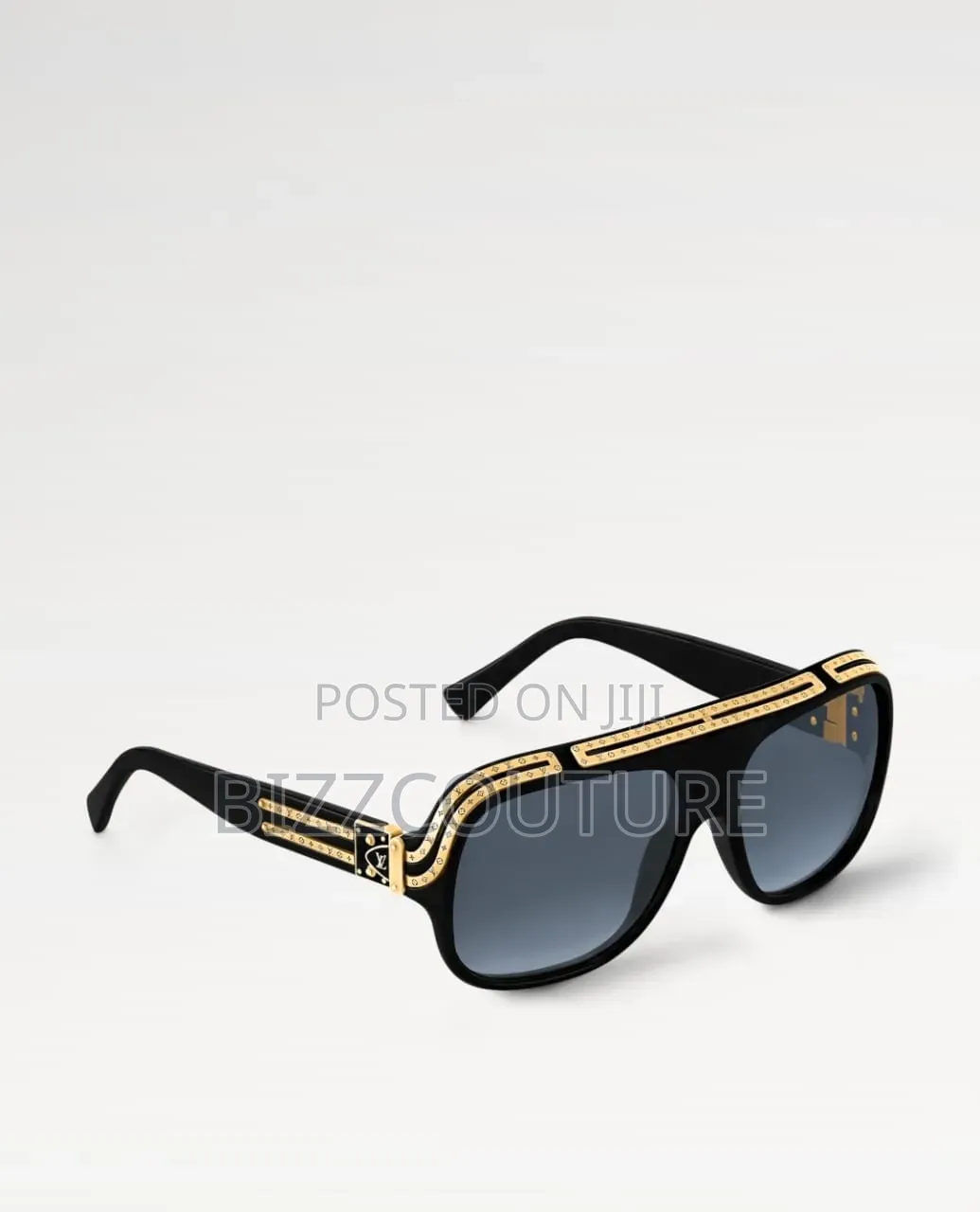 Premium Quality Louis Vuitton Sunglasses Available in Store