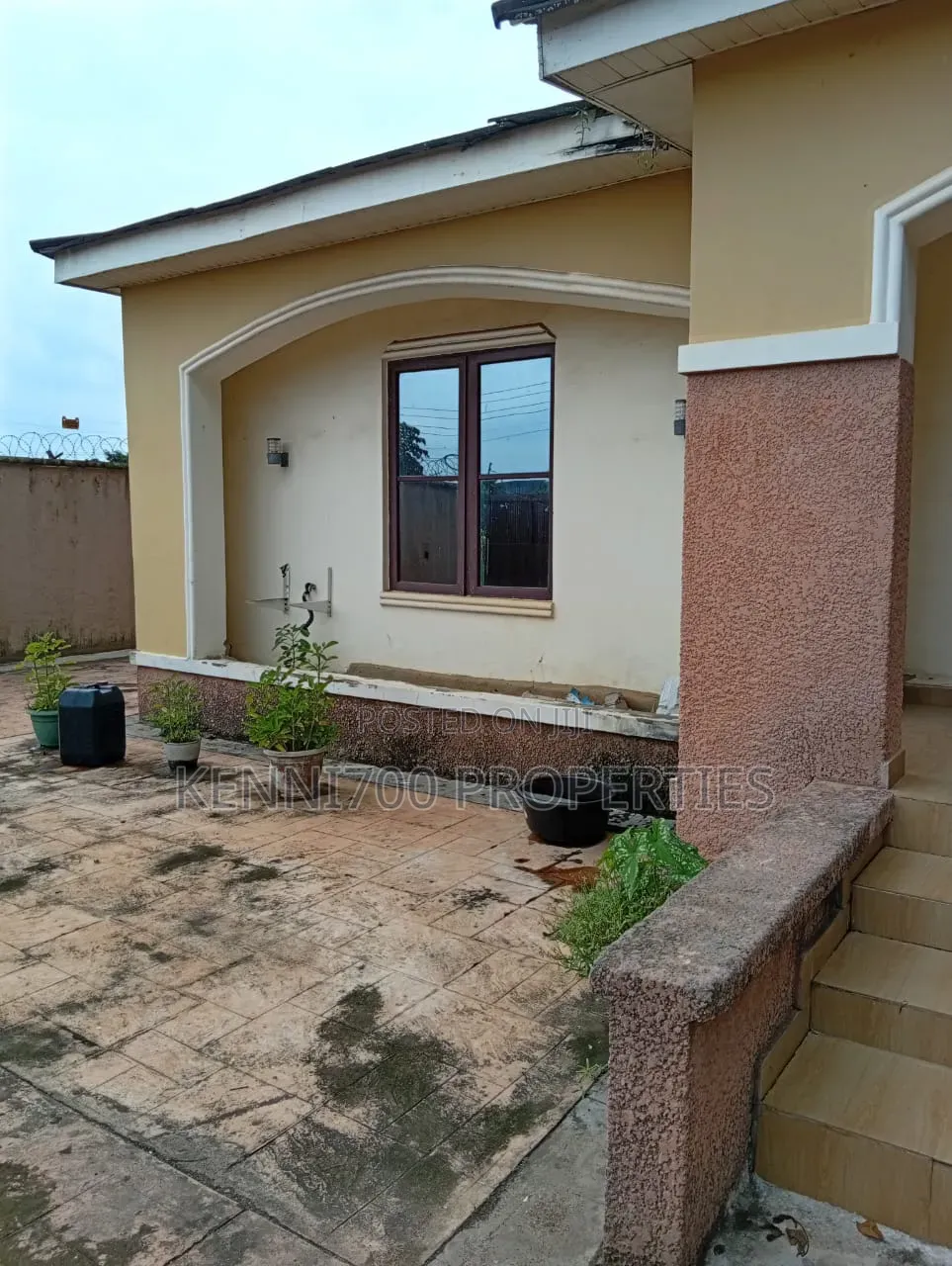 3bdrm Duplex in Riverview Estate,, Berger for sale