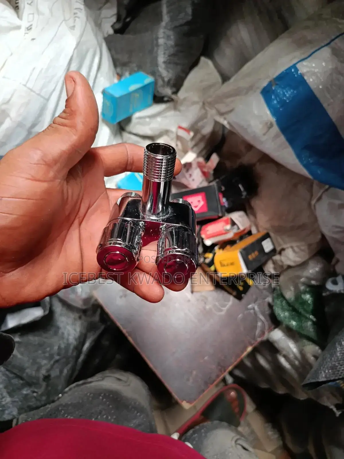 2 Ways Angle Valve