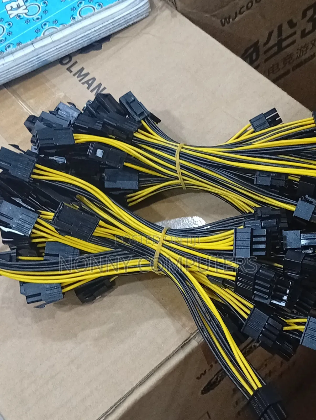 Pcie 6-Pin Female to Dual 8-Pin (6+2) Gpu Power Splitter