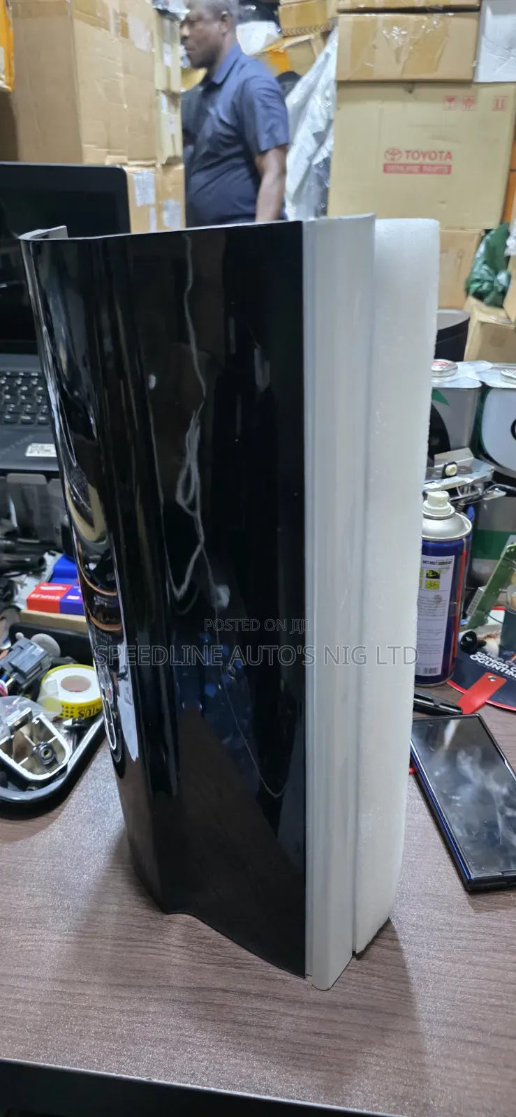 Back Bumper Tow Cover Lexus Lx570 2020 Model Spot