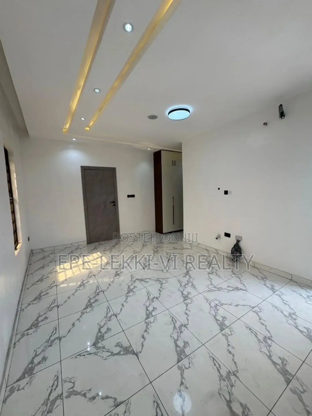4bdrm Duplex in Lekki for sale