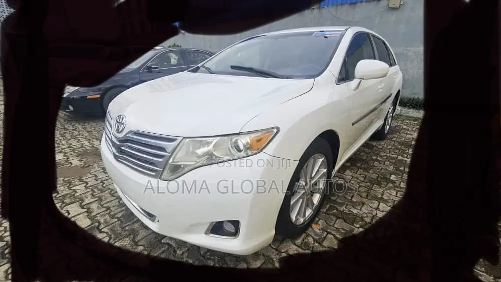 Toyota Venza AWD 2010 White