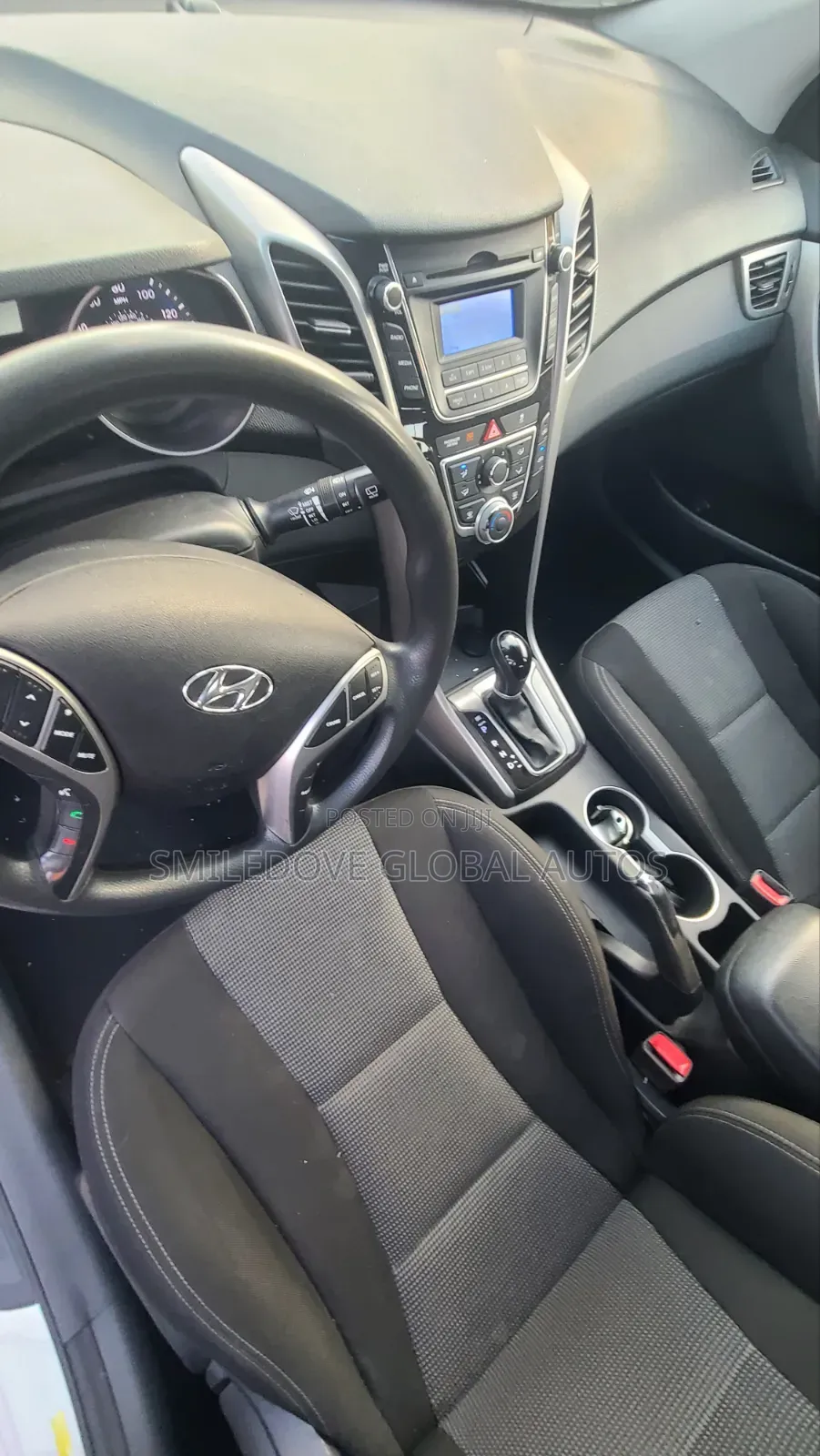 Hyundai Elantra 2017 White