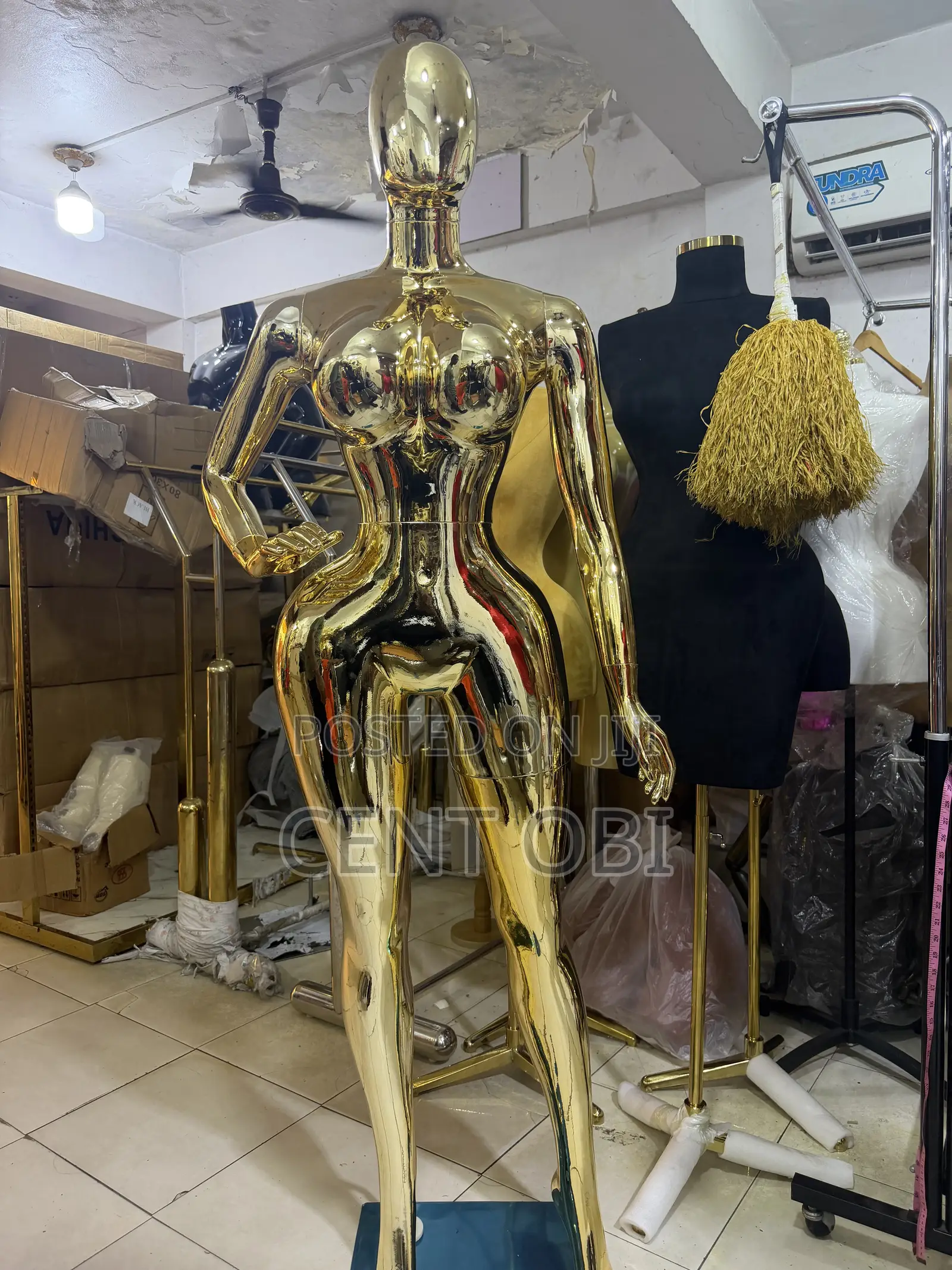 Gold Female Mannequin Size 14 BBL