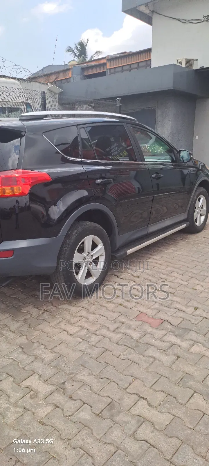 Toyota RAV4 XLE FWD (2.5L 4cyl 6A) 2013 Black