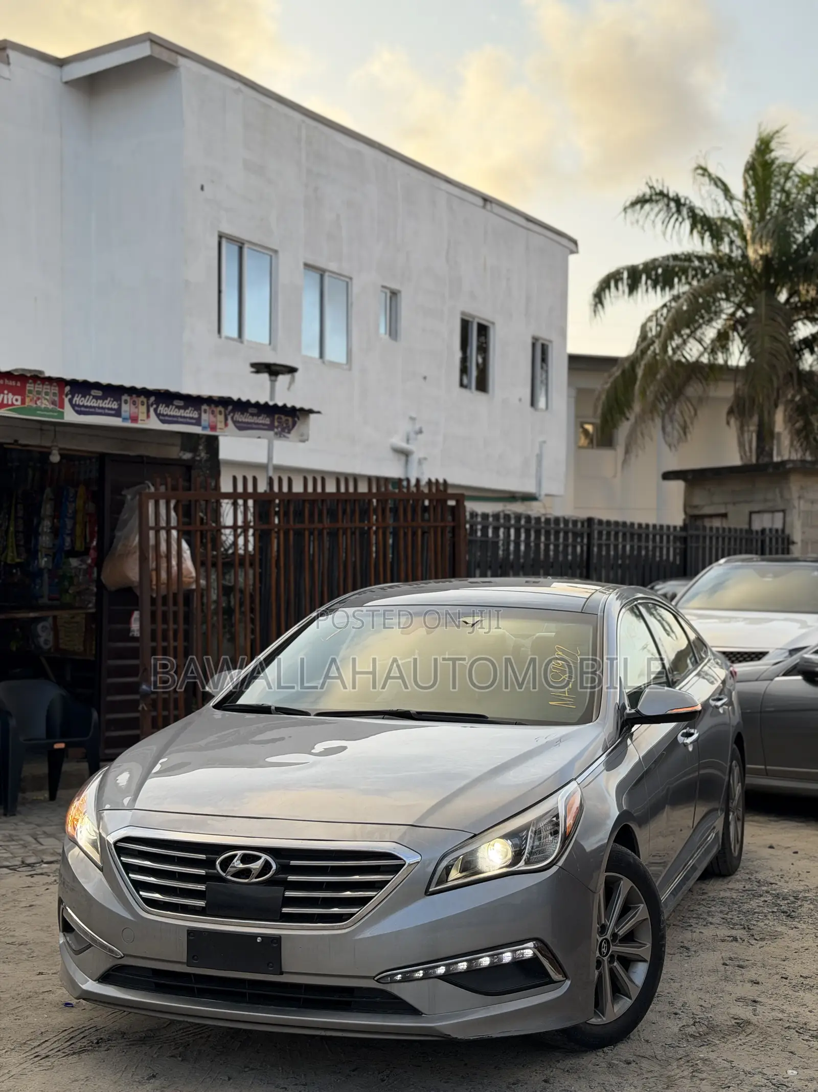 Hyundai Sonata Limited Sedan FWD (2.4L 4cyl 6A) 2016 Gray