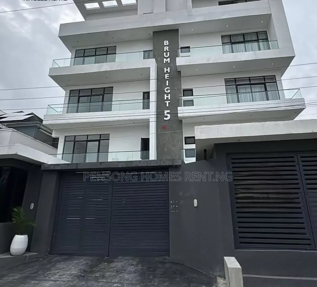 2bdrm Apartment in Lekki Phase 1 for rent