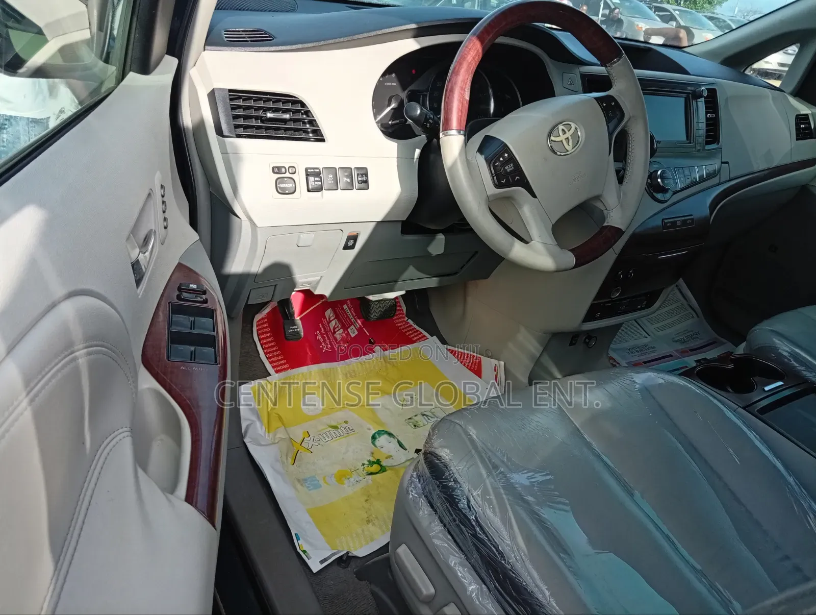 Toyota Sienna 2012 Blue