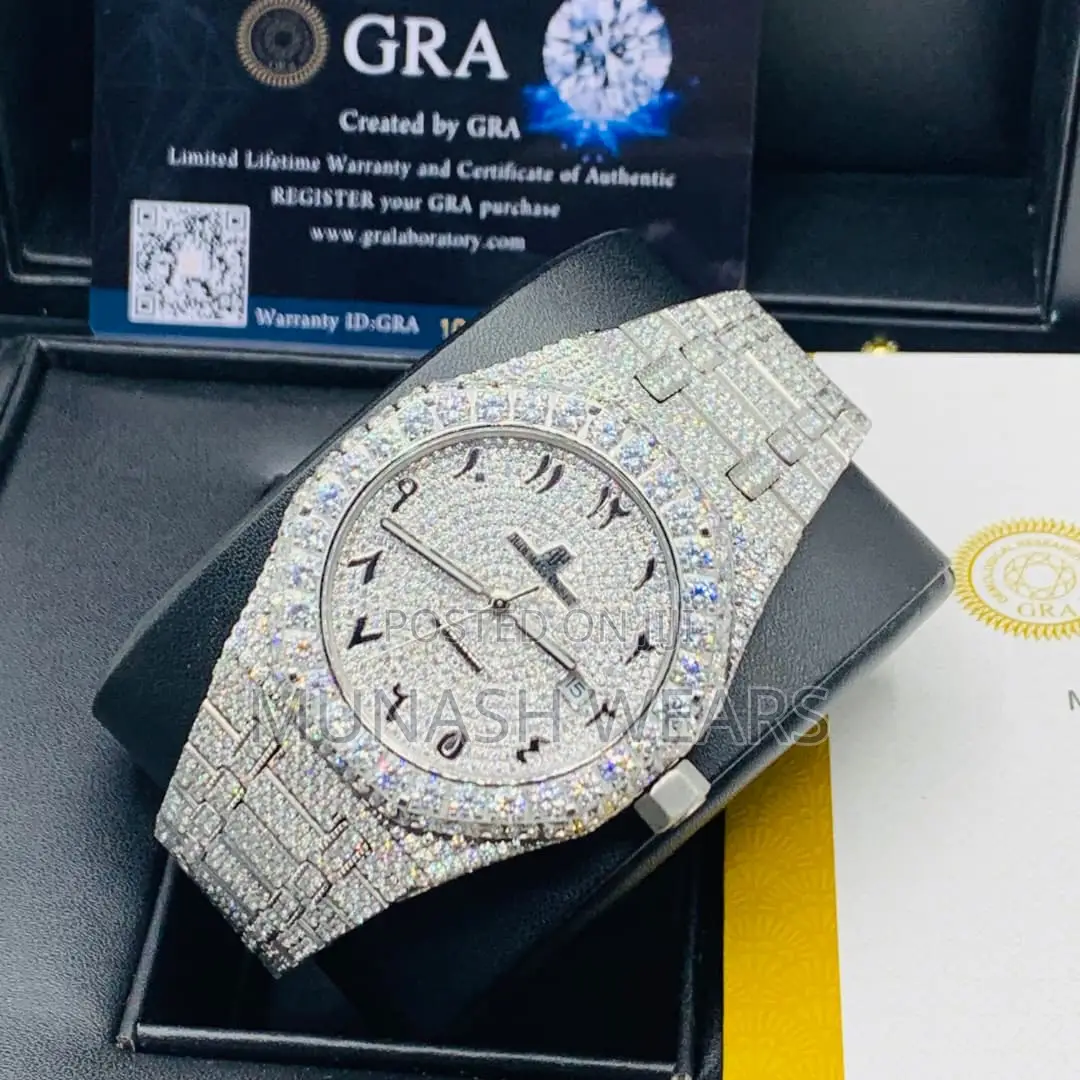 Ap Full Stone Wristwatch