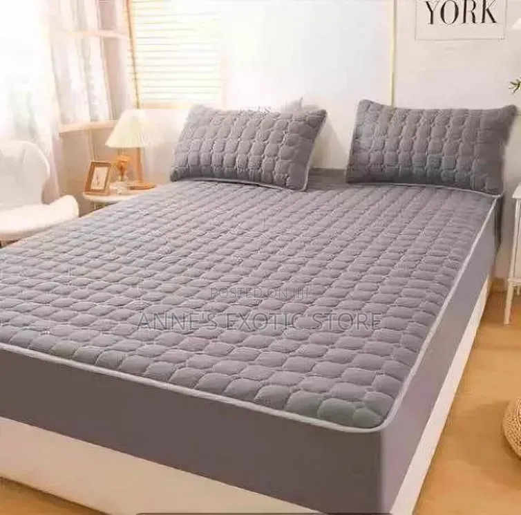 Waterproof Quilted Mattress Protector With Elastic Fitted 6x6ft