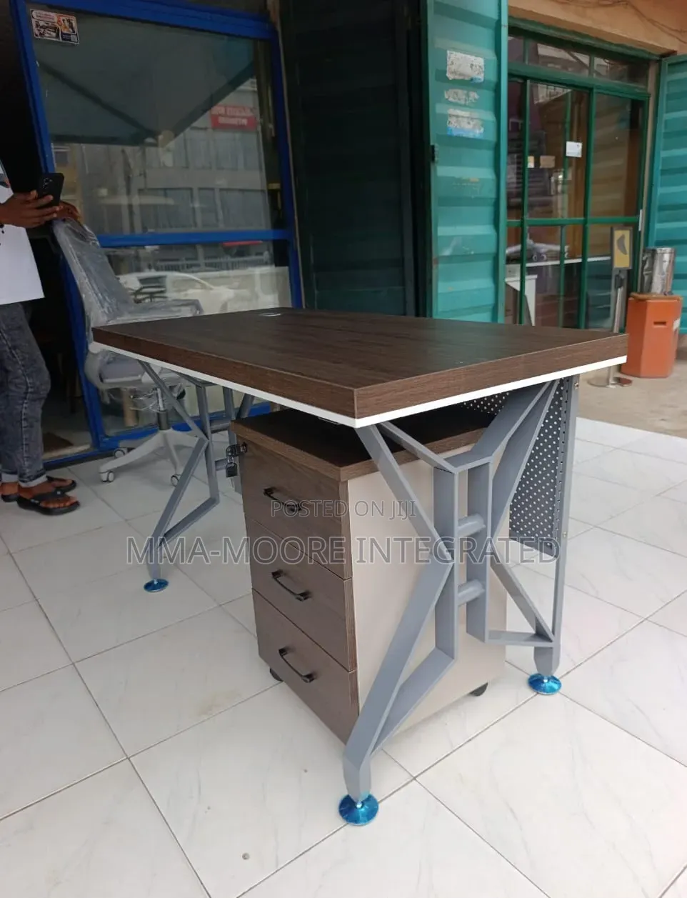 Office Table/ Desk With Metal Legs