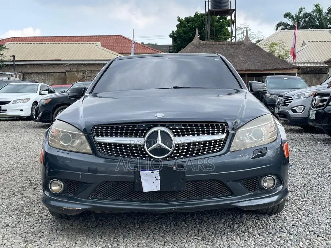 Mercedes-Benz C300 2009 Gray