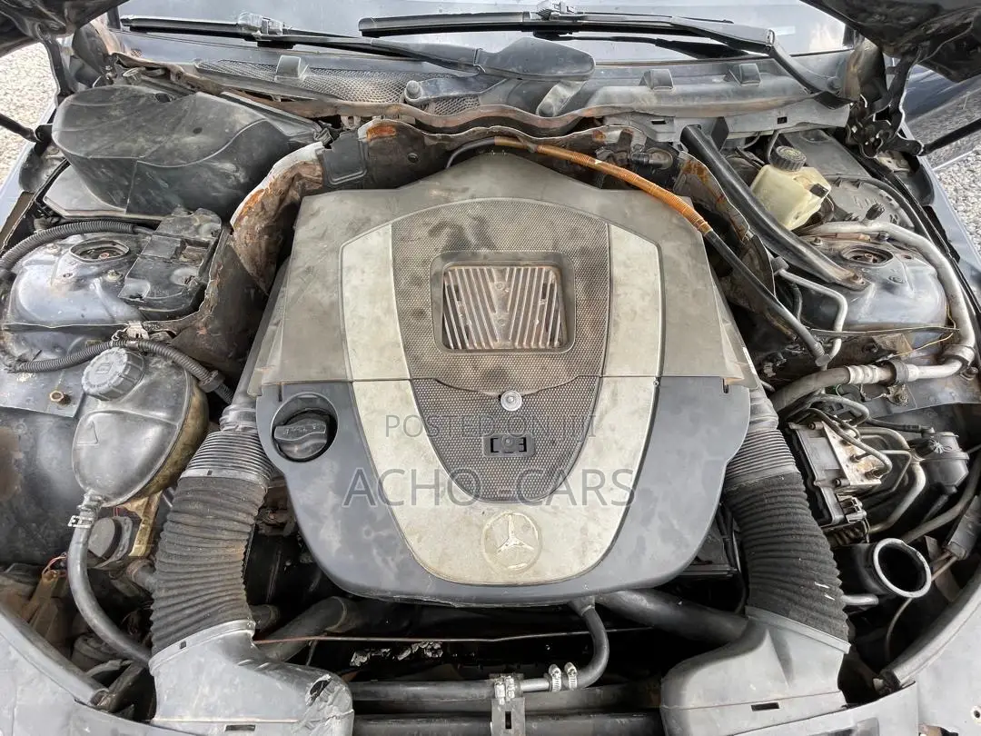 Mercedes-Benz C300 2009 Gray
