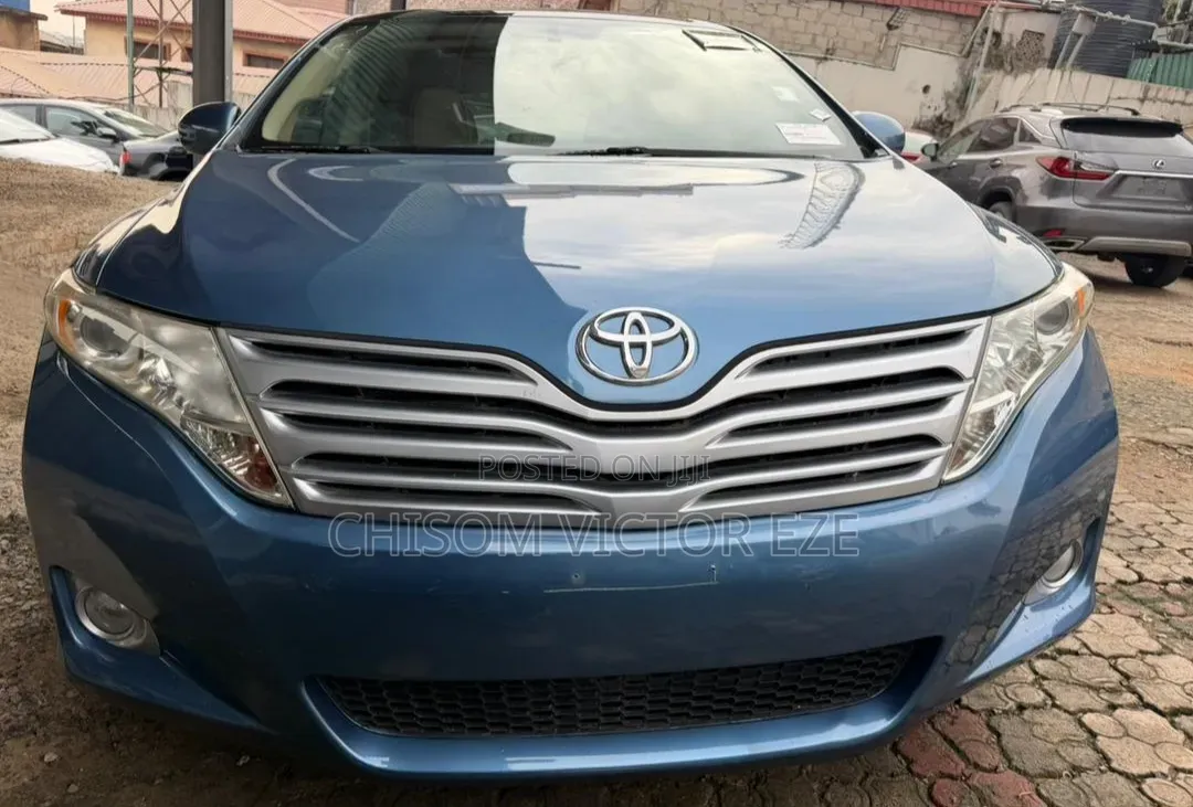 Toyota Venza V6 AWD 2010 Blue