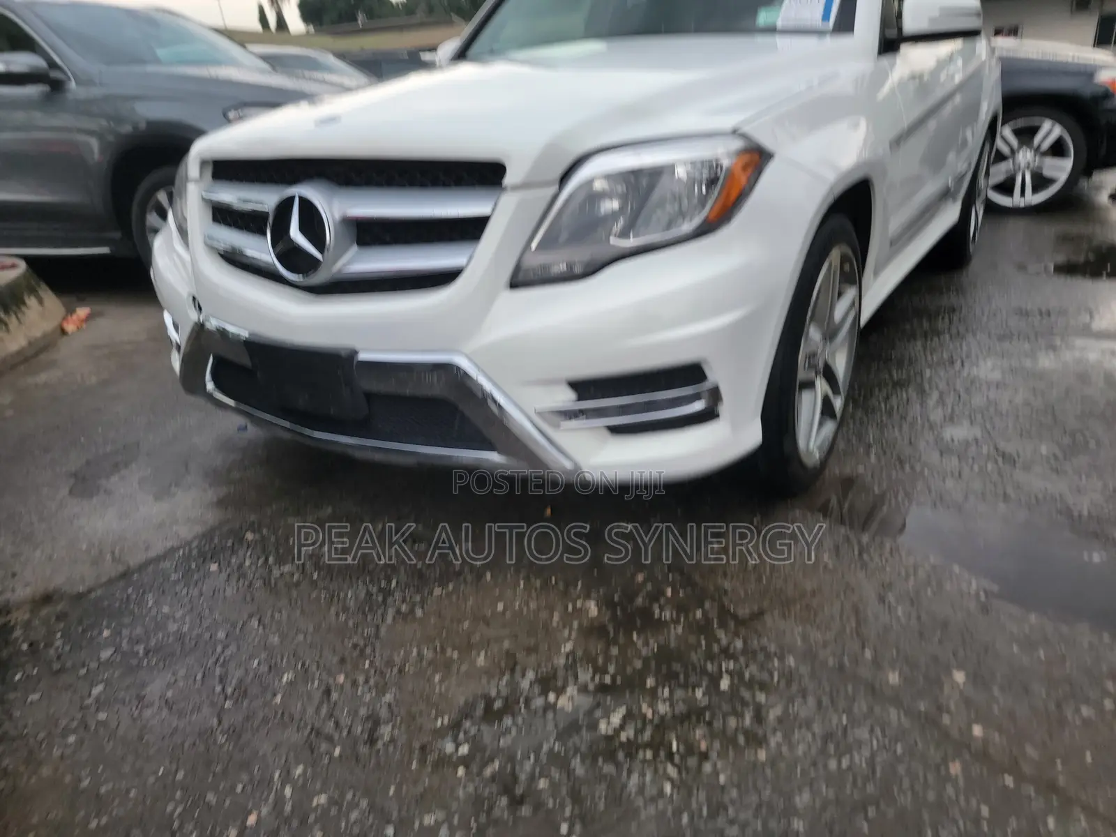 Mercedes-Benz GLK-Class Base GLK 350 4dr AWD 4MATIC (3.5L 6cyl 7A) 2015