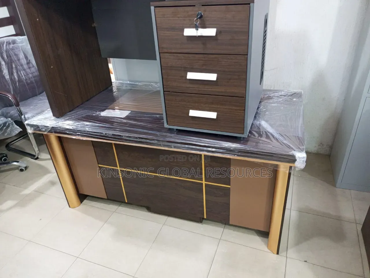 High Quality Executive Director Office Table Size 1.6 Meters
