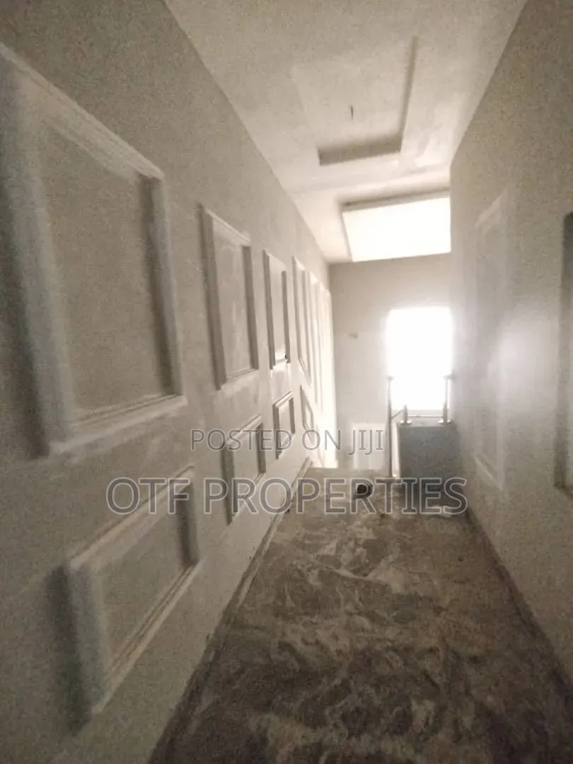 10bdrm Duplex in Katampe (Main) for rent