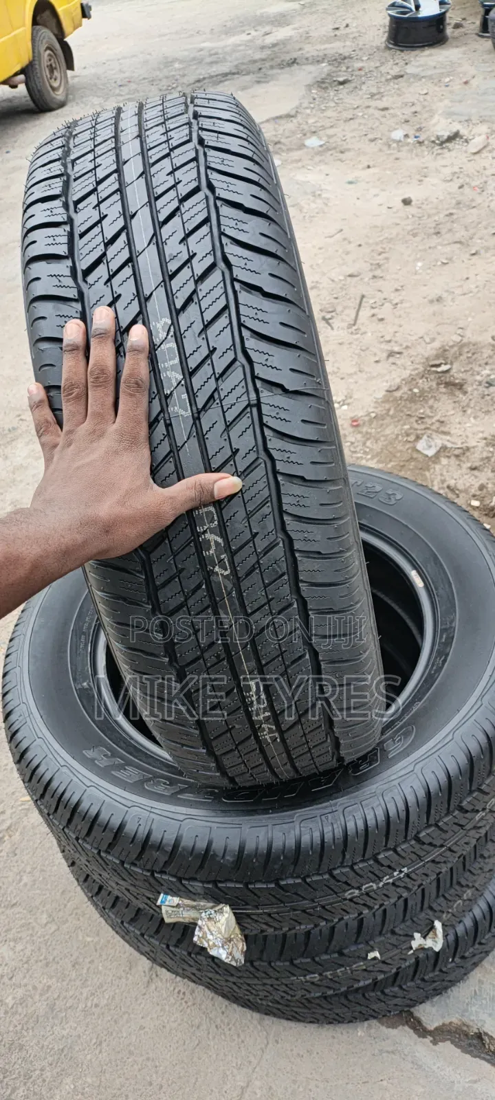 Brand New 275/60r20 Dunlop