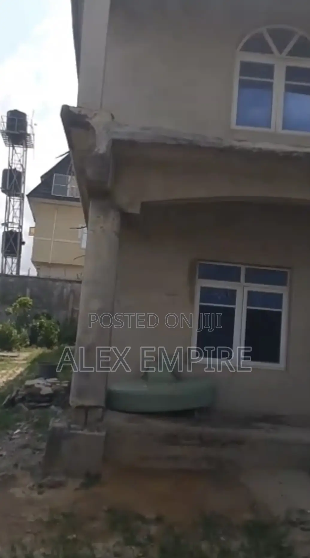 5bdrm Duplex in Lakeview, Amuwo-Odofin for sale