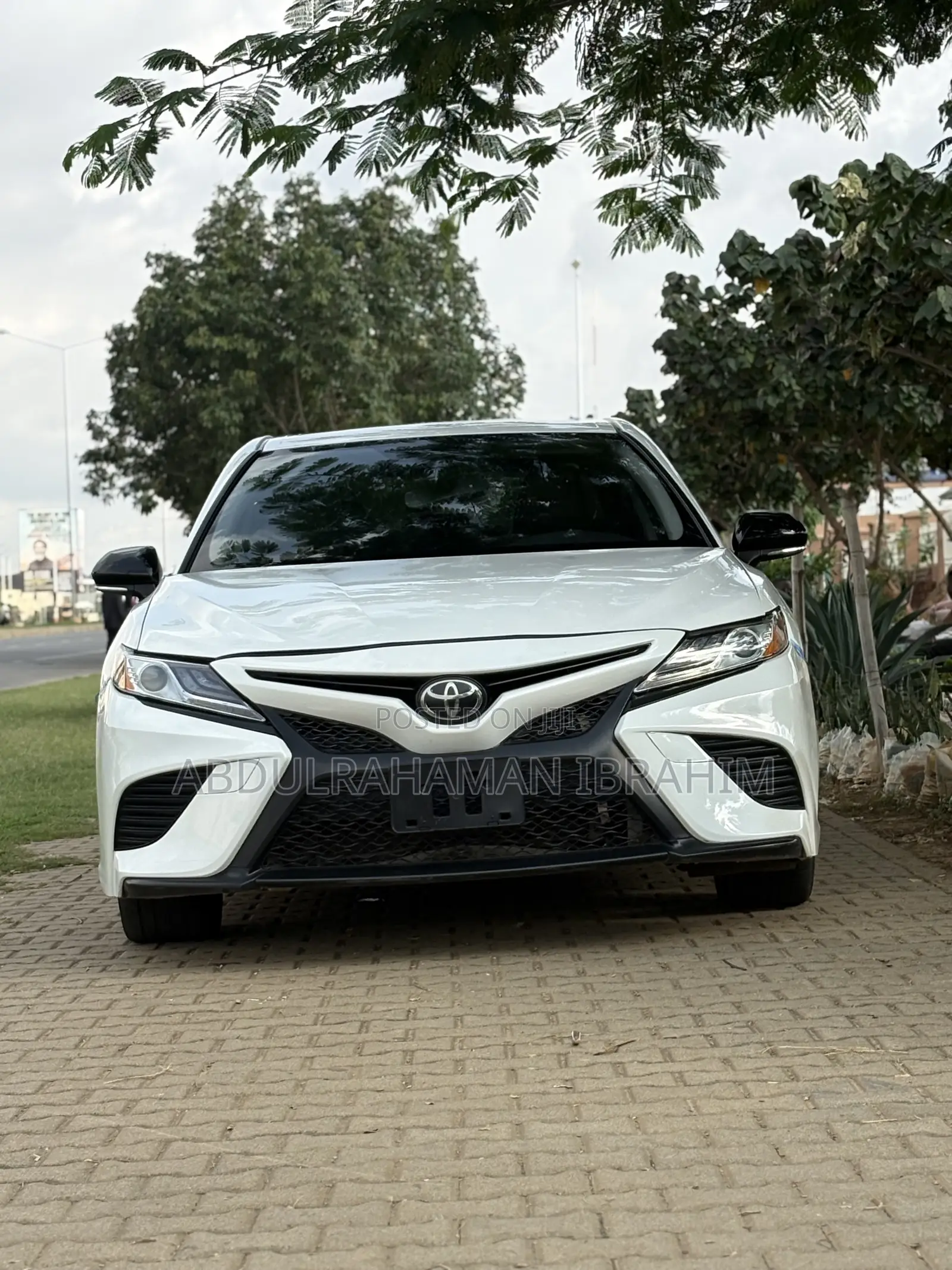 Toyota Camry 2017 White