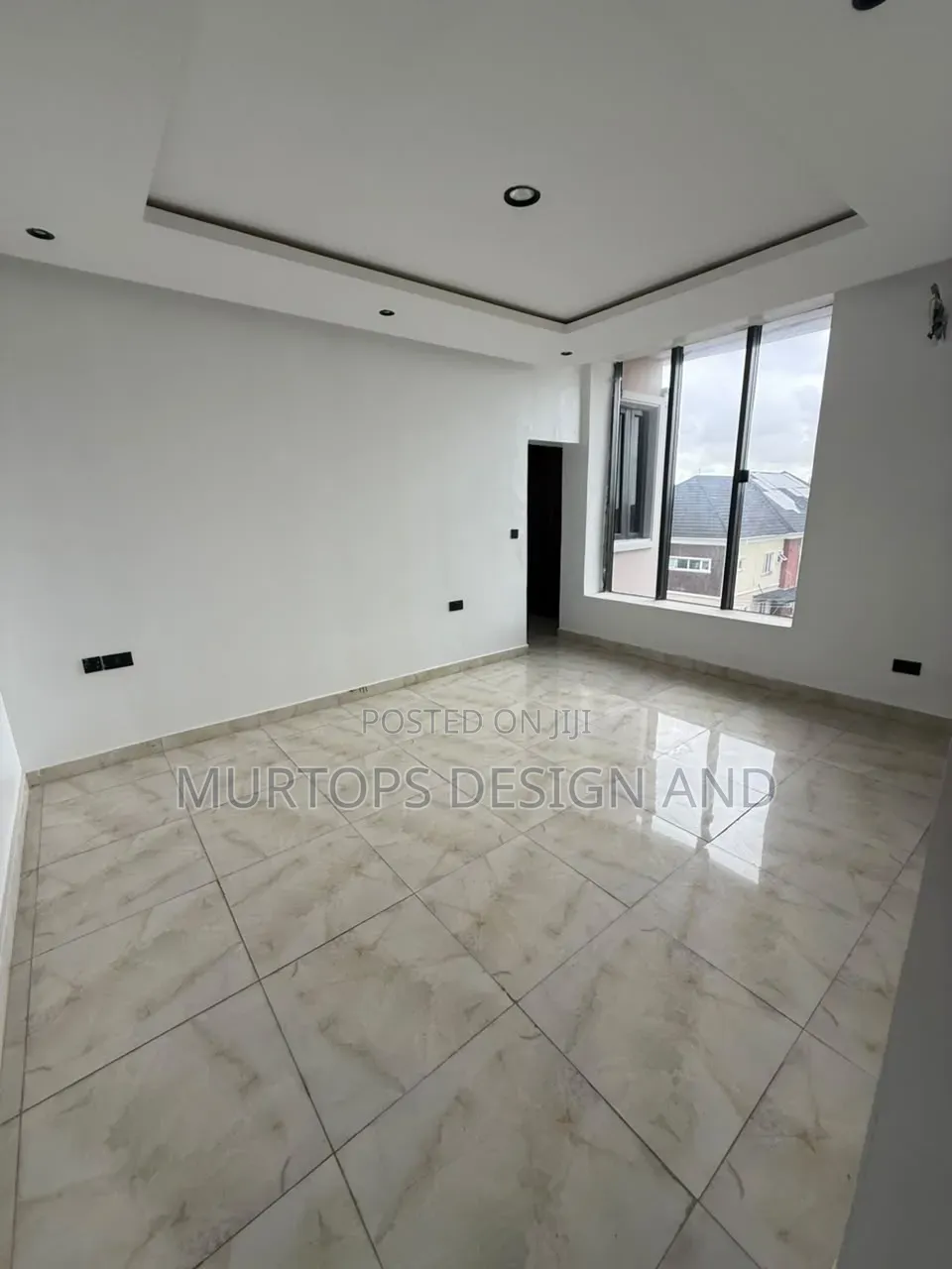 3bdrm Apartment in Lekki Phase 1 for rent