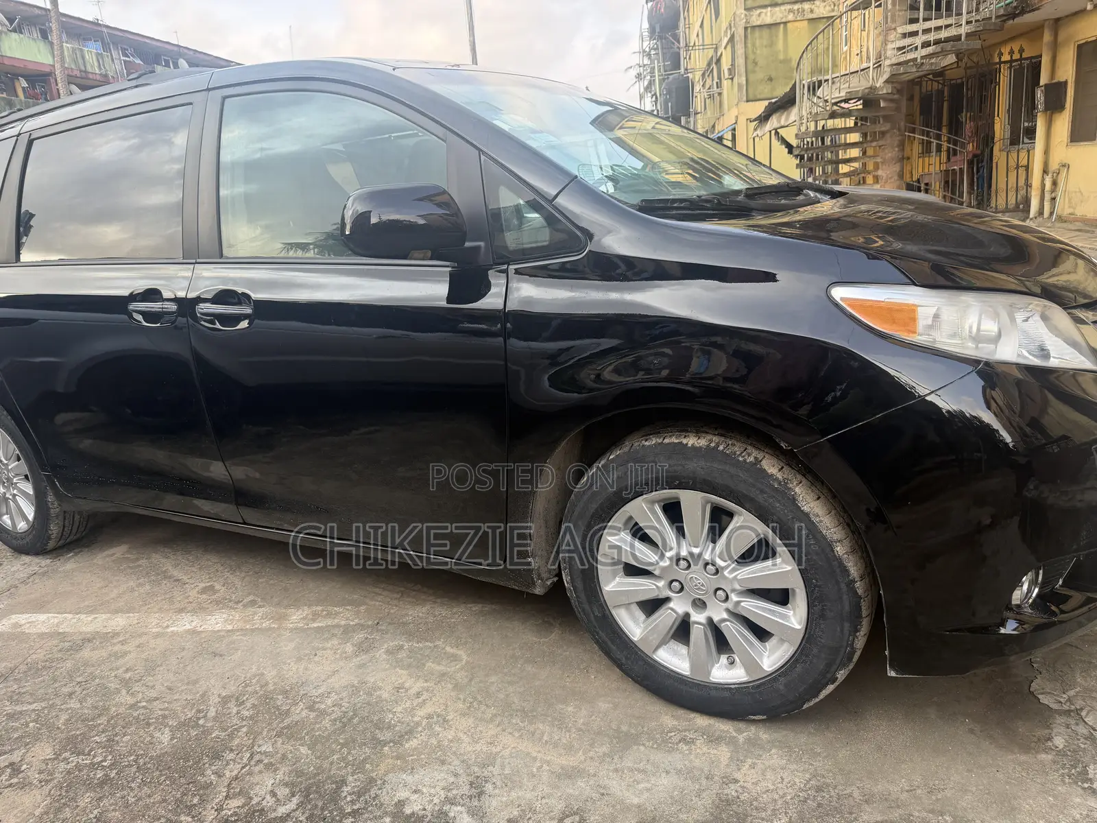 Toyota Sienna XLE 8 Passenger 2011 Black