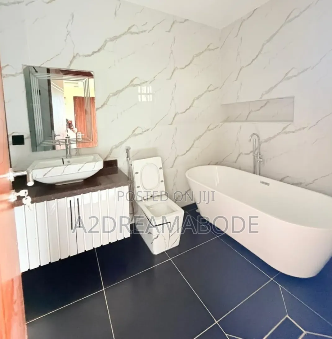 4bdrm Duplex in Gbagada for sale