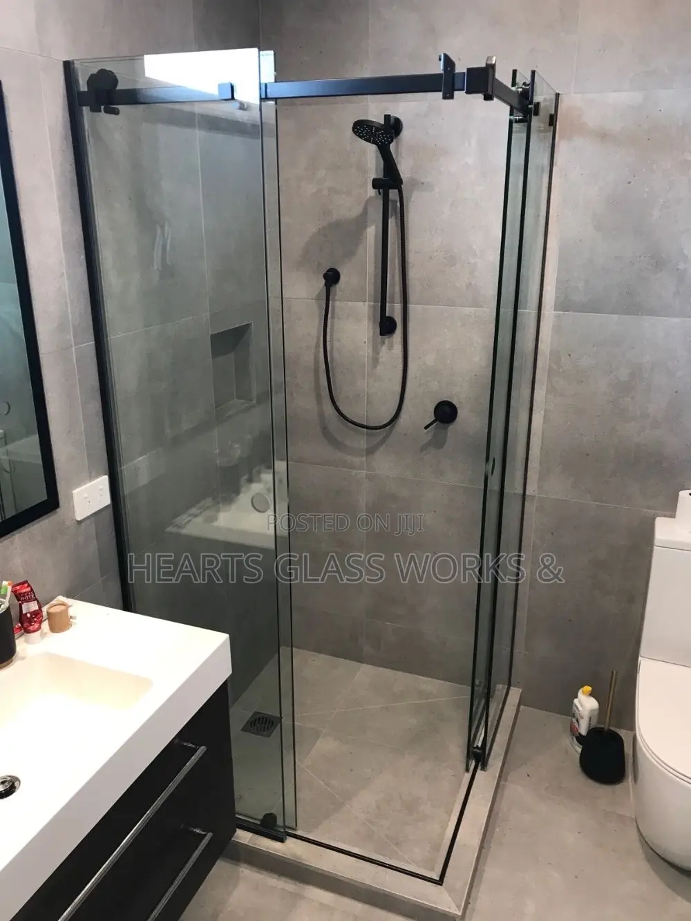 Sliding Shower Enclosure Installed With 10mm Toughen Glass
