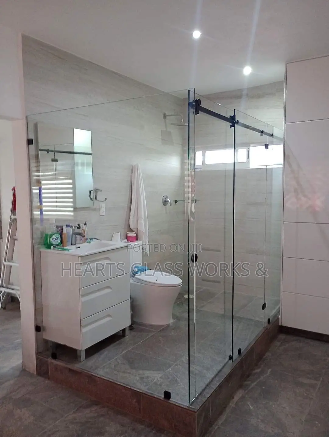 Sliding Shower Enclosure Installed With 10mm Toughen Glass