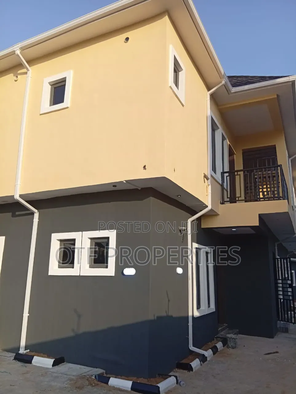 2bdrm Block of Flats in Fo1,, Kubwa for rent