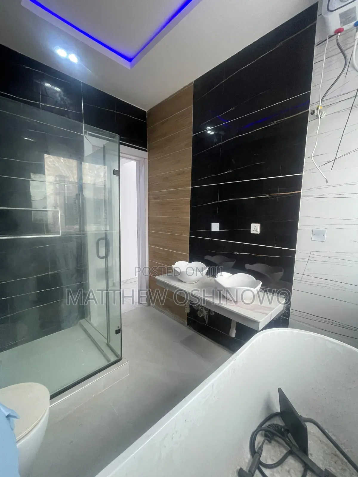 Furnished 4bdrm Duplex in Lekki, Chevron for sale
