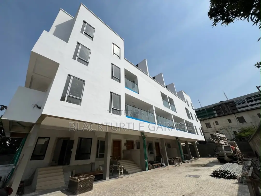4bdrm Townhouse/Terrace in 1004 for sale