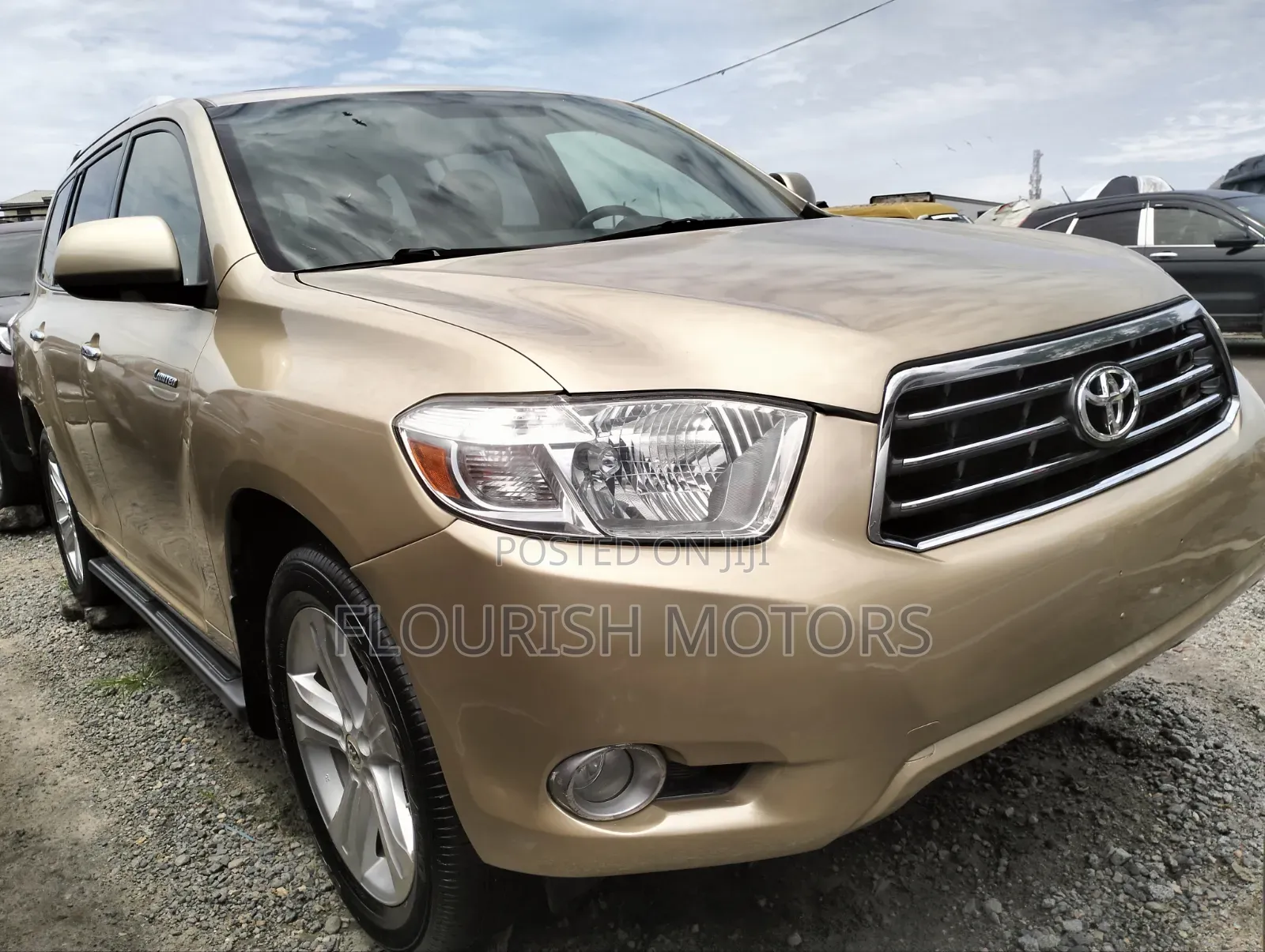 Toyota Highlander Limited 2010 Gold