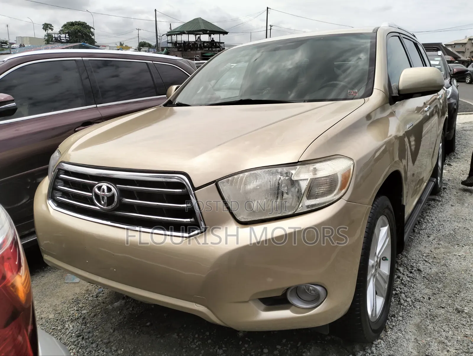 Toyota Highlander Limited 2010 Gold