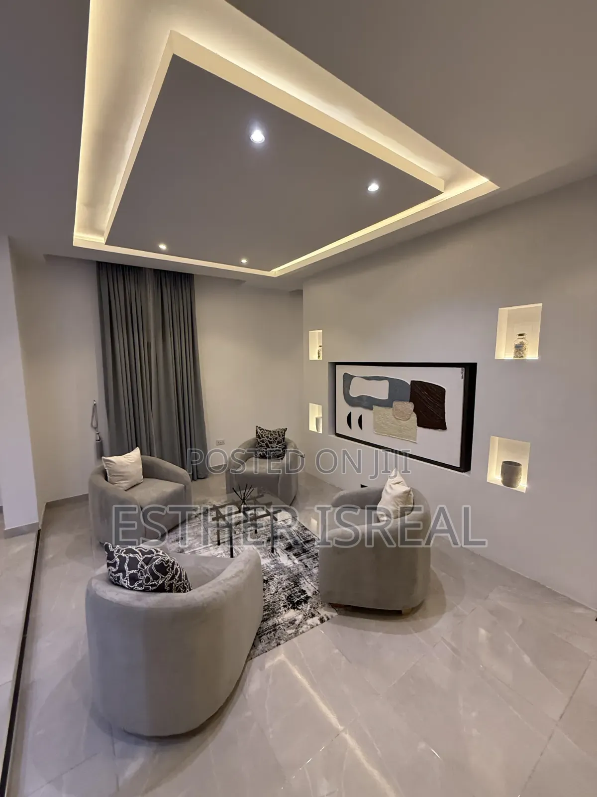 Self Compound 5 Bedroom Apartment